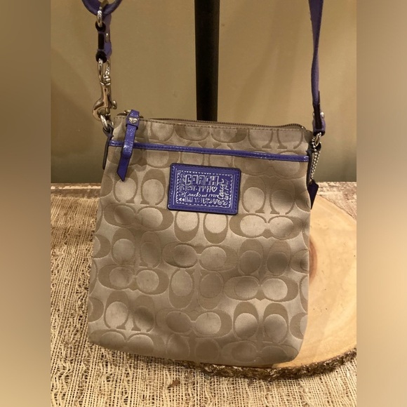 Coach Handbags - Coach Brown Signature Purple Poppy Crossbody Small Swingpack Tote Shoulder Bag